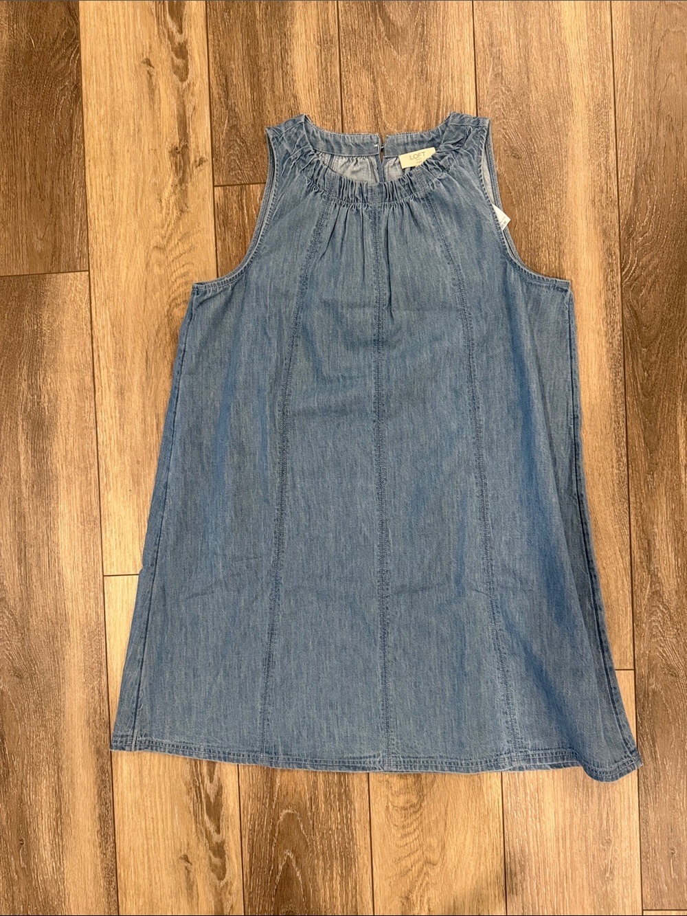 LOFT Light Blue Sleeveless Chambray Mini Dress - Size Large Petite